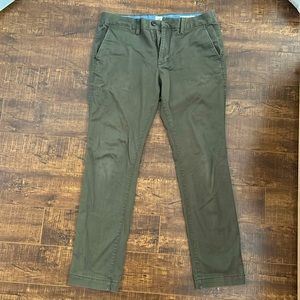 Gap Skinny Khakis W32 L30